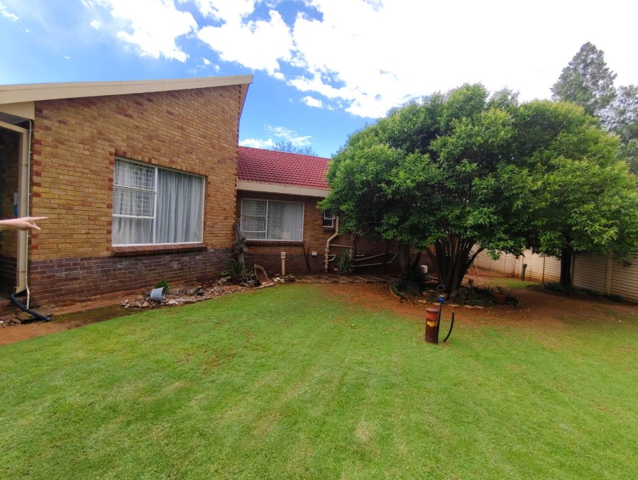 3 Bedroom Property for Sale in Pellissier Free State